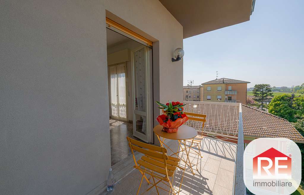Appartamento in Vendita – Vista Mozzafiato sul Fiume!